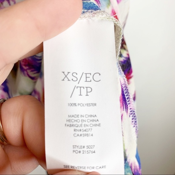 Cabi Plume Top Feather Print 5027 Size XS - Picture 8 of 8